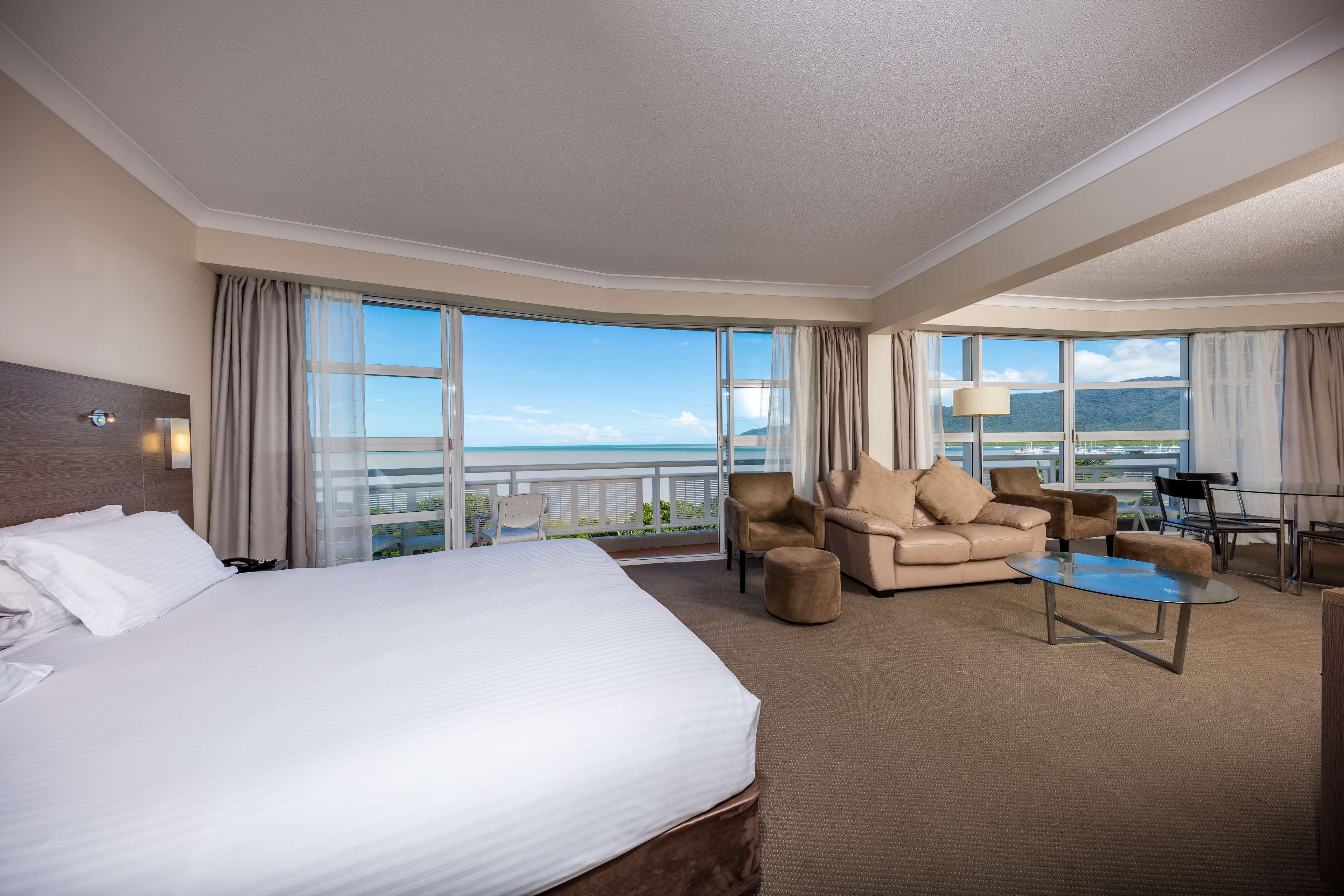 Doubletree By Hilton Cairns Ξενοδοχείο Εξωτερικό φωτογραφία