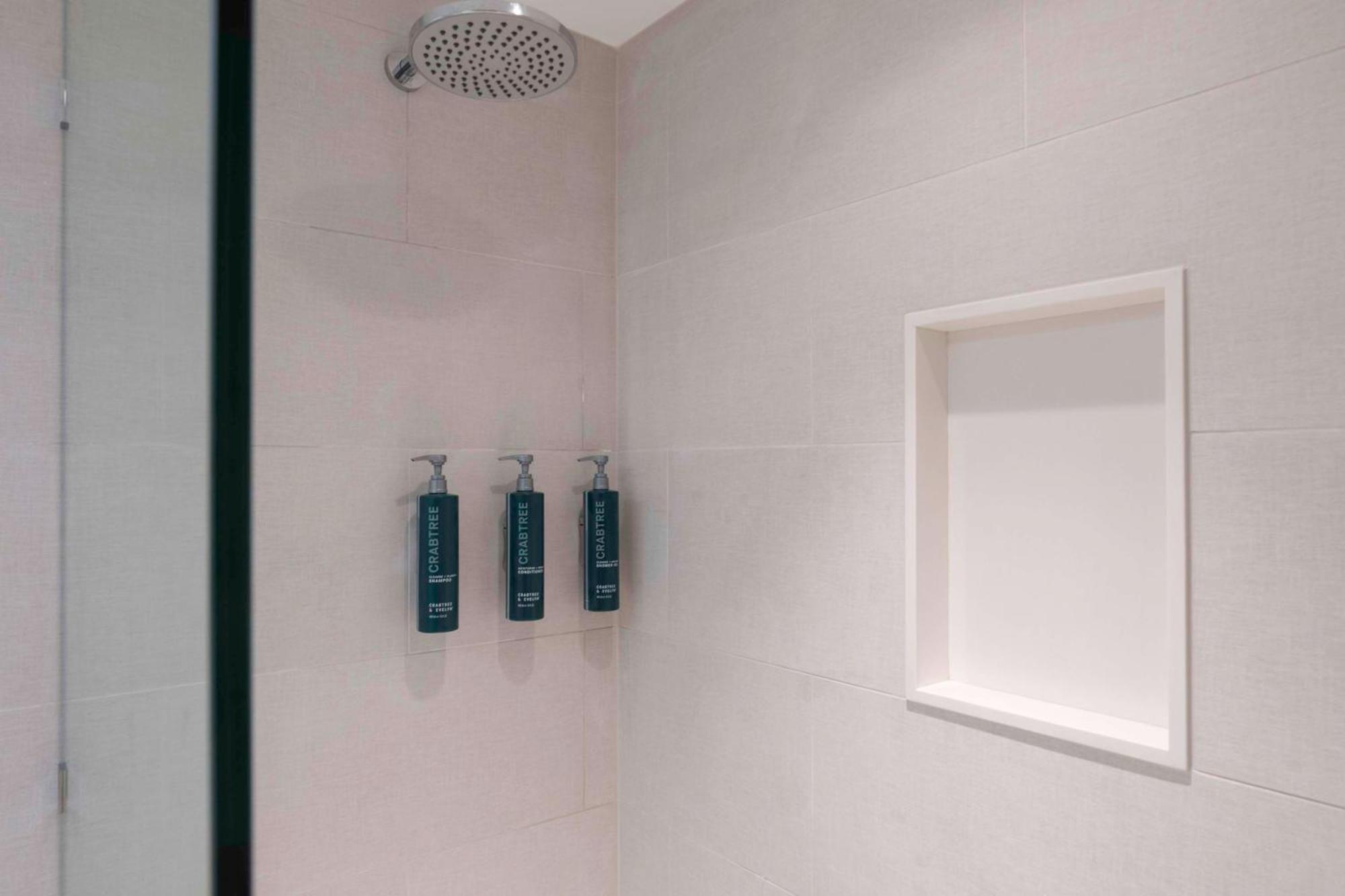 Doubletree By Hilton Cairns Ξενοδοχείο Εξωτερικό φωτογραφία