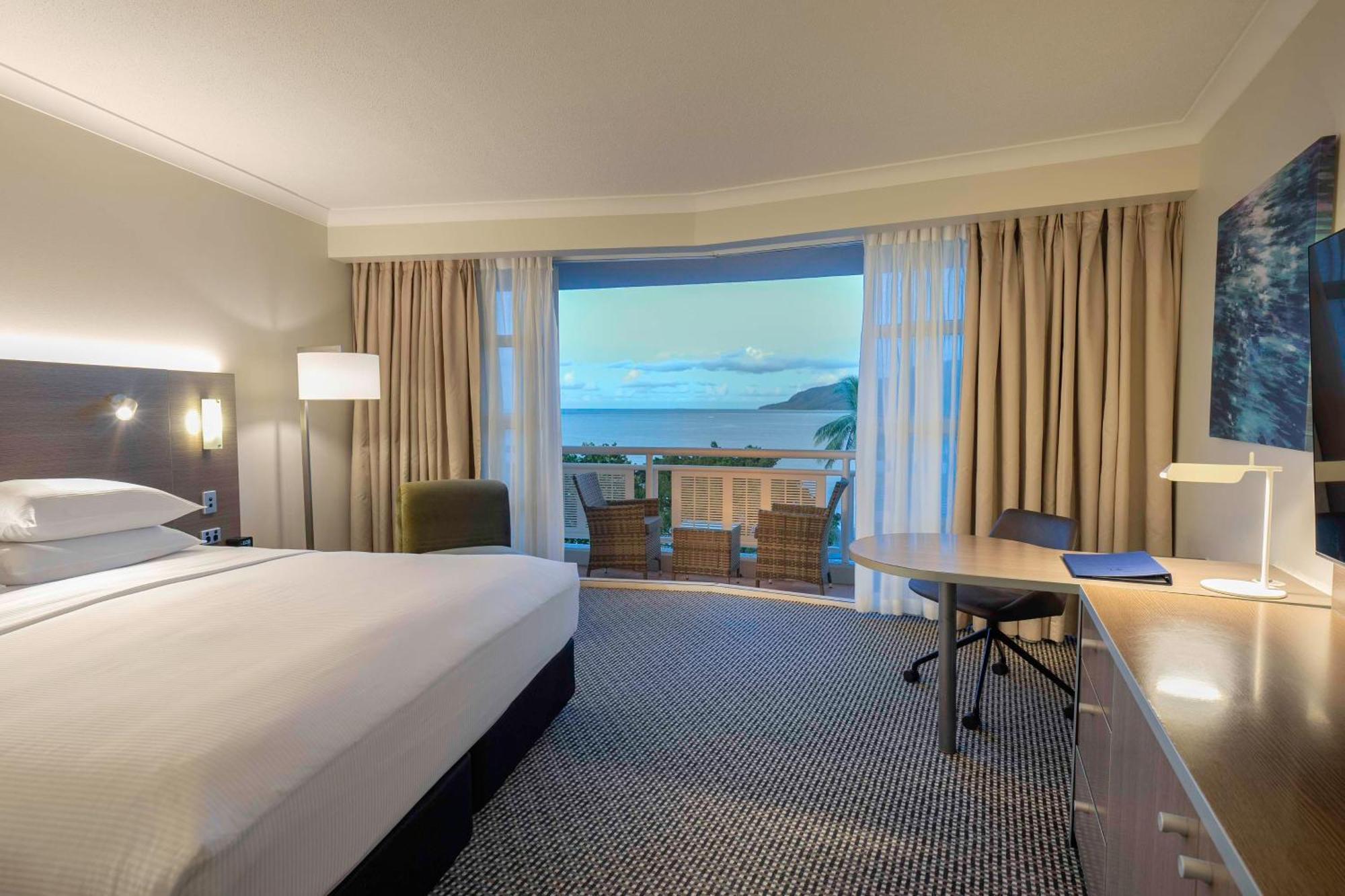 Doubletree By Hilton Cairns Ξενοδοχείο Εξωτερικό φωτογραφία