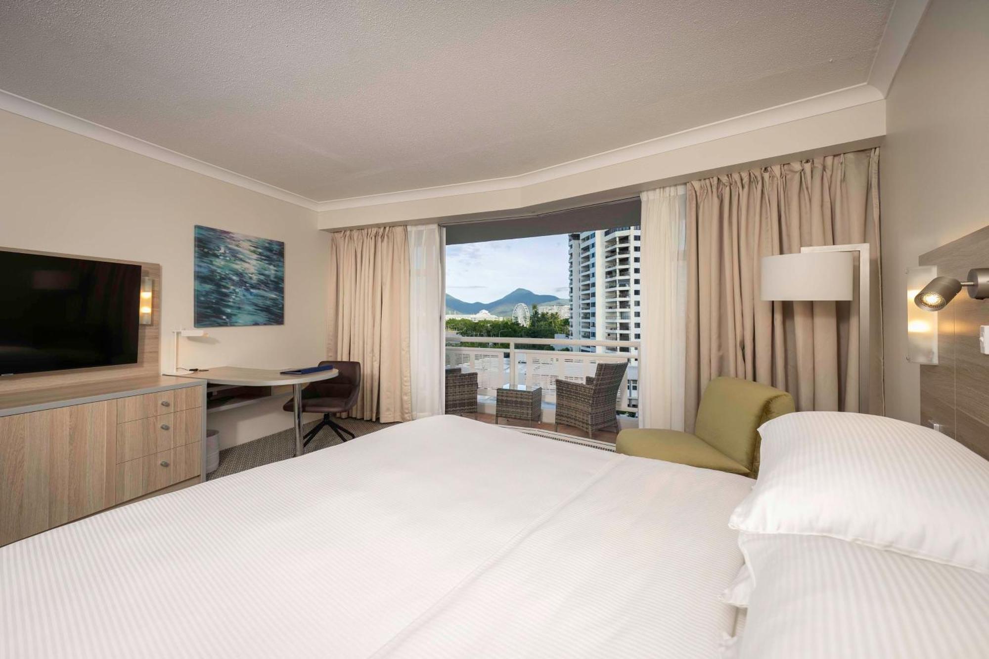 Doubletree By Hilton Cairns Ξενοδοχείο Εξωτερικό φωτογραφία