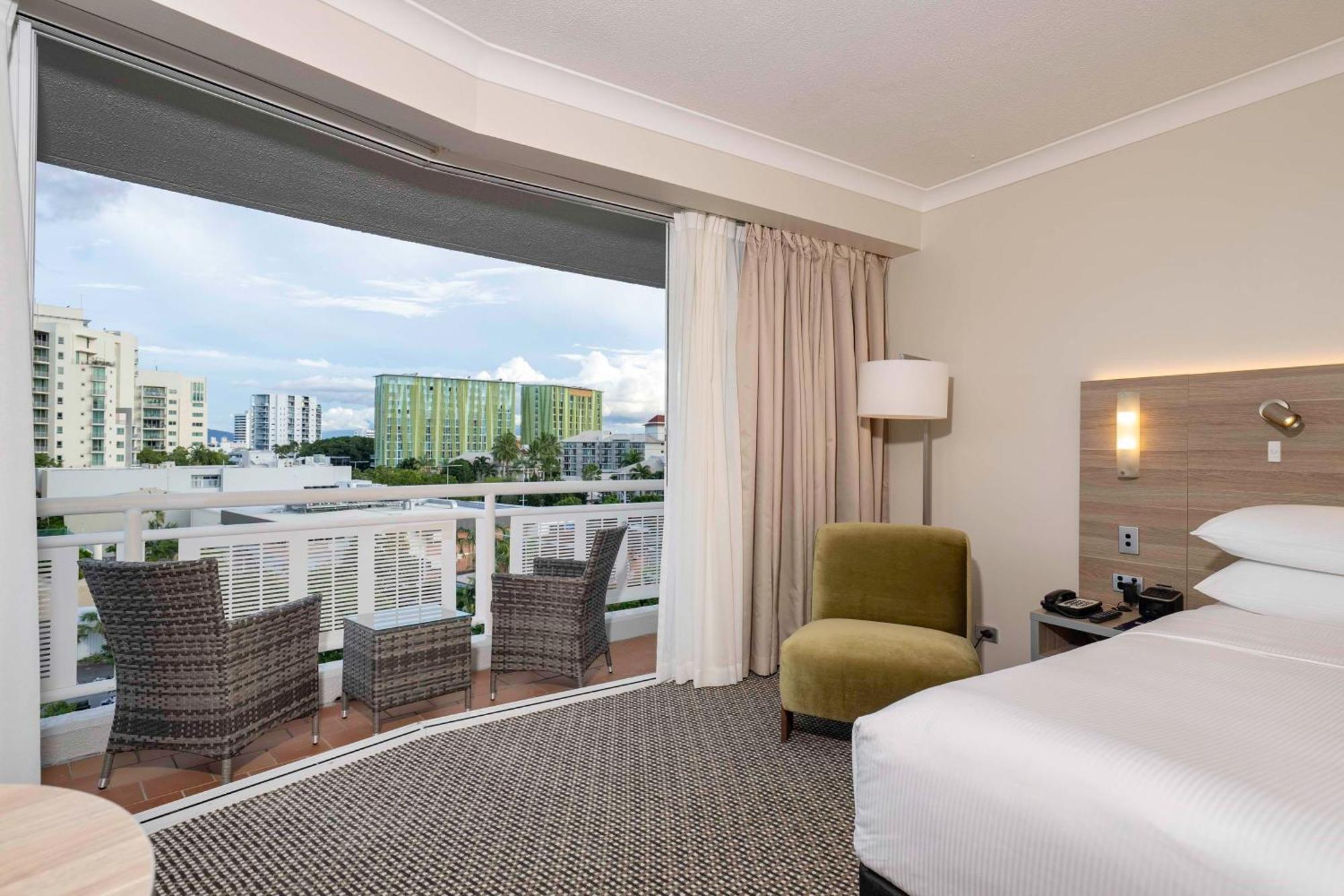 Doubletree By Hilton Cairns Ξενοδοχείο Εξωτερικό φωτογραφία